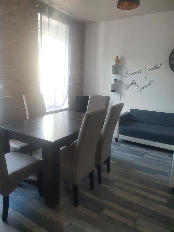Bienvenue Chez Les Ch'Oups Le Loft 50 M2 Apartment La Bourboule Ngoại thất bức ảnh